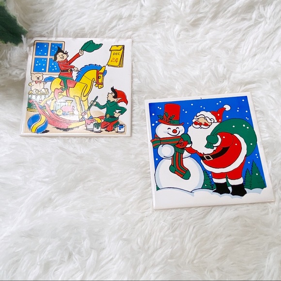 Vintage Set Of Two Christmas Holiday Santa And Elves Ceramic Trivets Decor - Picture 2 of 8
